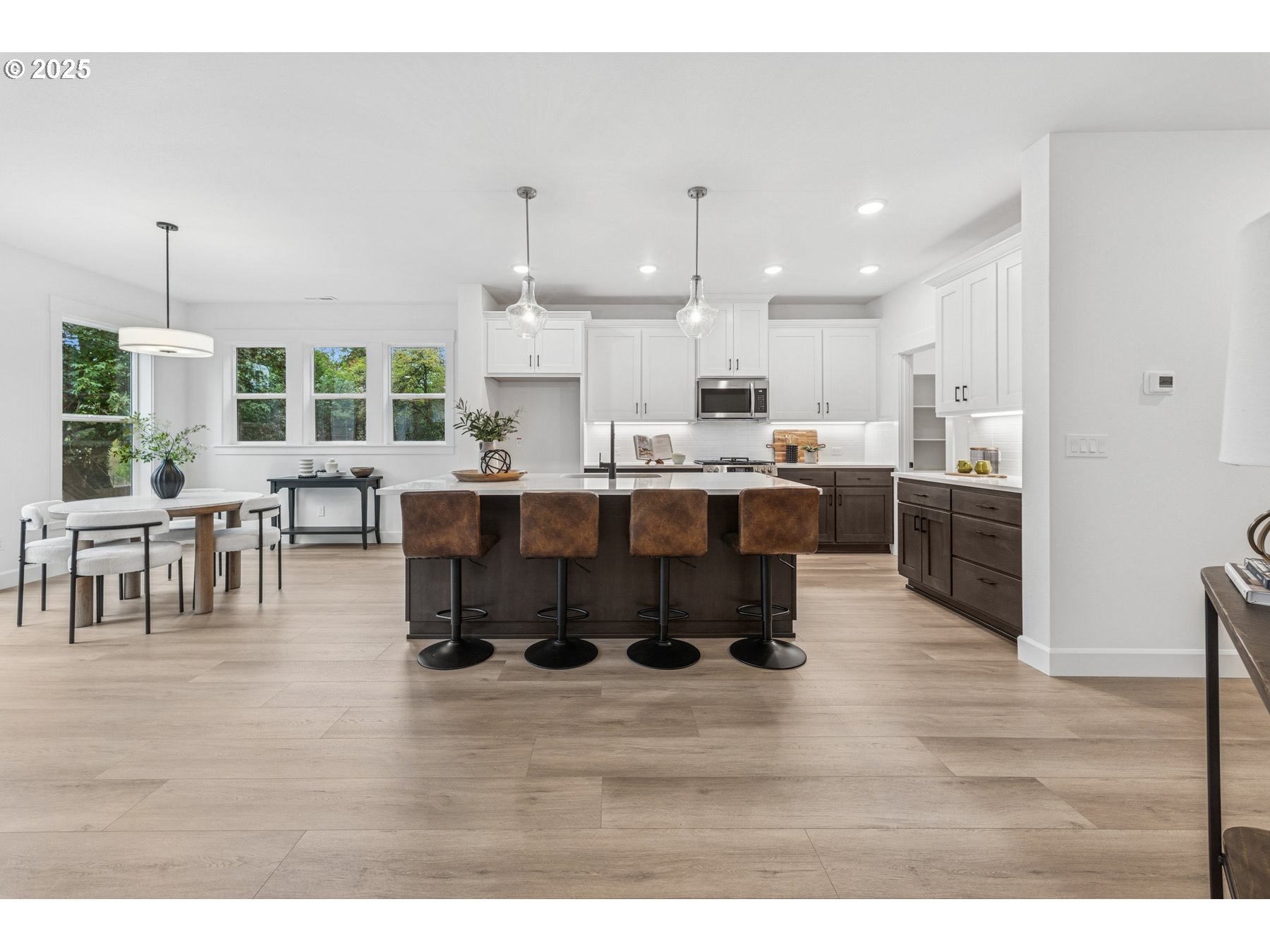 16353 SW Cambridge LN