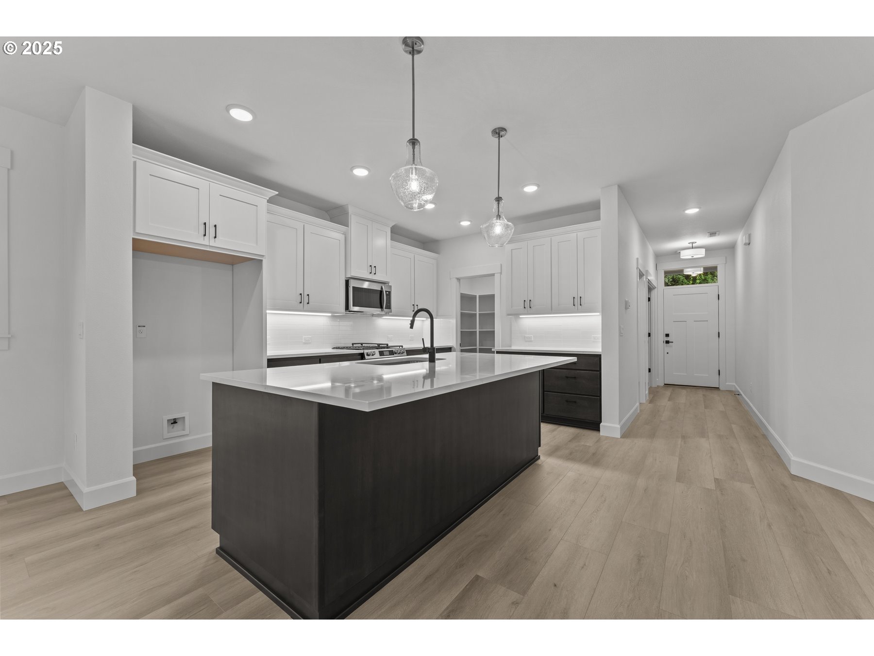 16353 SW Cambridge LN