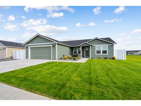 400 SW GOLDFINCH LN Boardman OR 97818