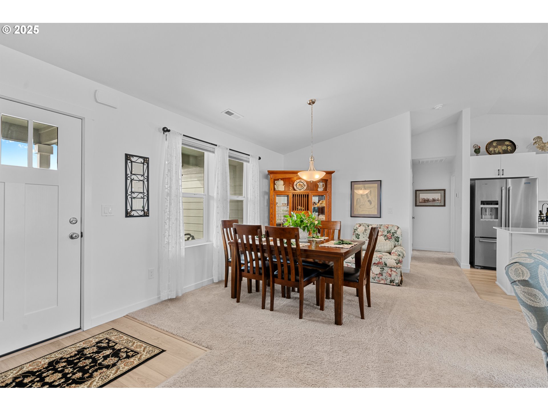 400 SW GOLDFINCH LN
