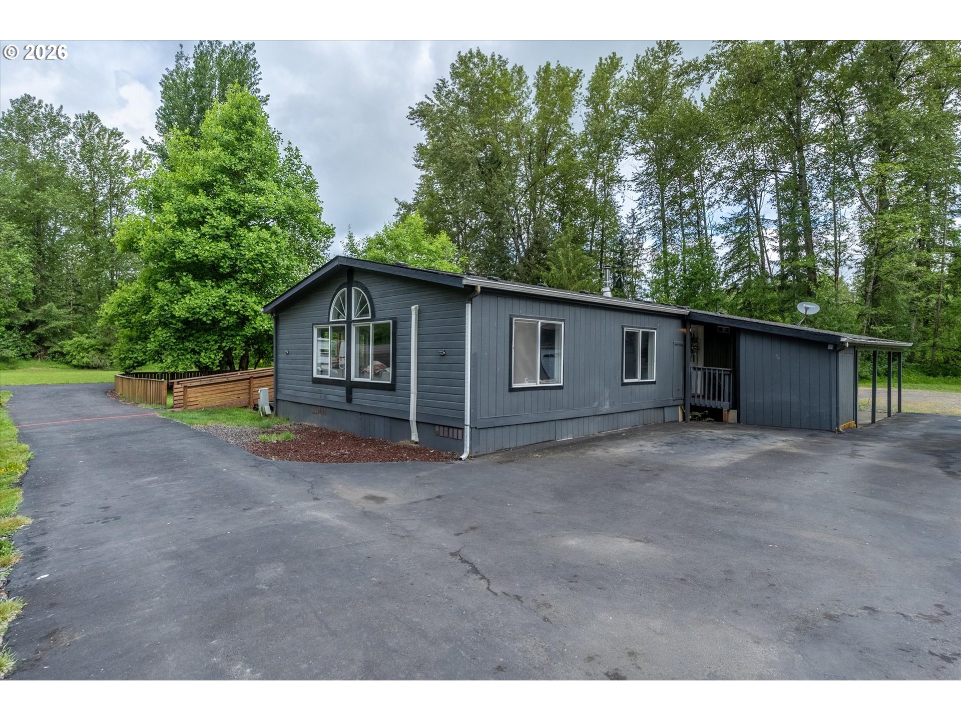 155 RIVENDELL LN