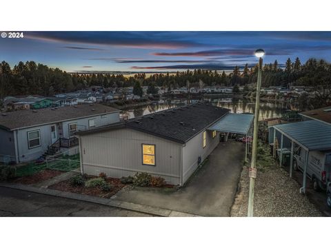 A home in Milwaukie