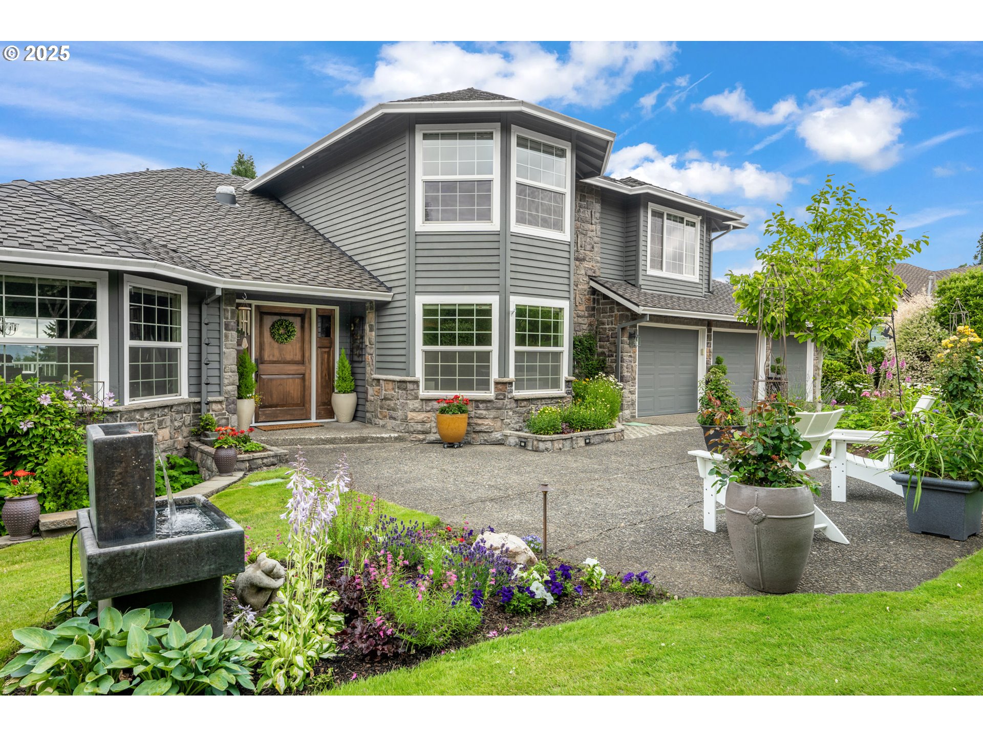 2022 CONESTOGA LN