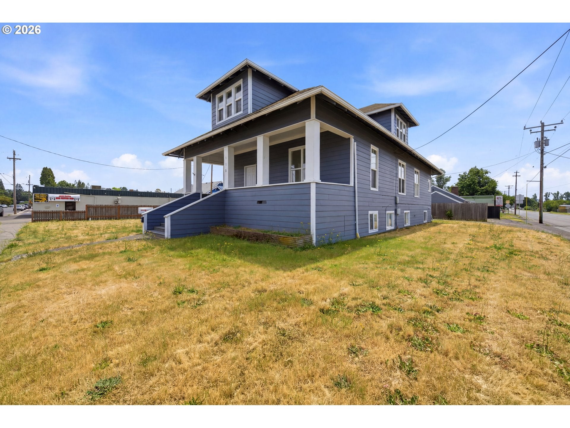 112 E IDA ST