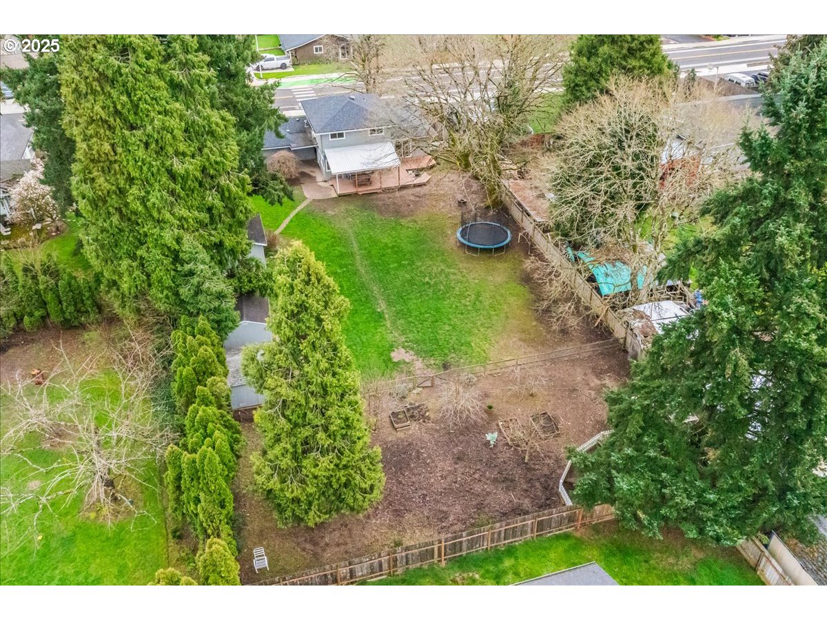 Newberg, Oregon 97132, United States, 4 Bedrooms Bedrooms, ,2 BathroomsBathrooms,Residential,Active,92529