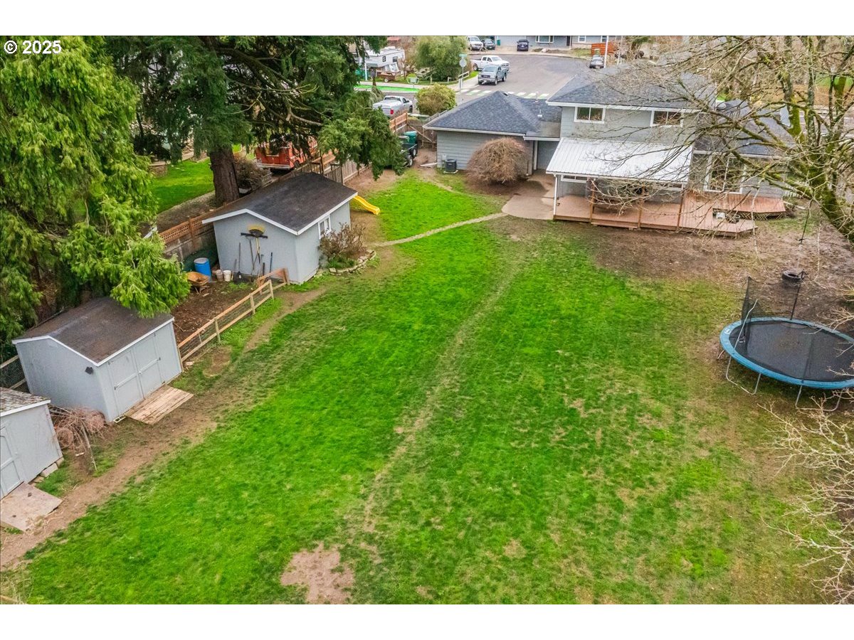 Newberg, Oregon 97132, United States, 4 Bedrooms Bedrooms, ,2 BathroomsBathrooms,Residential,Active,92529