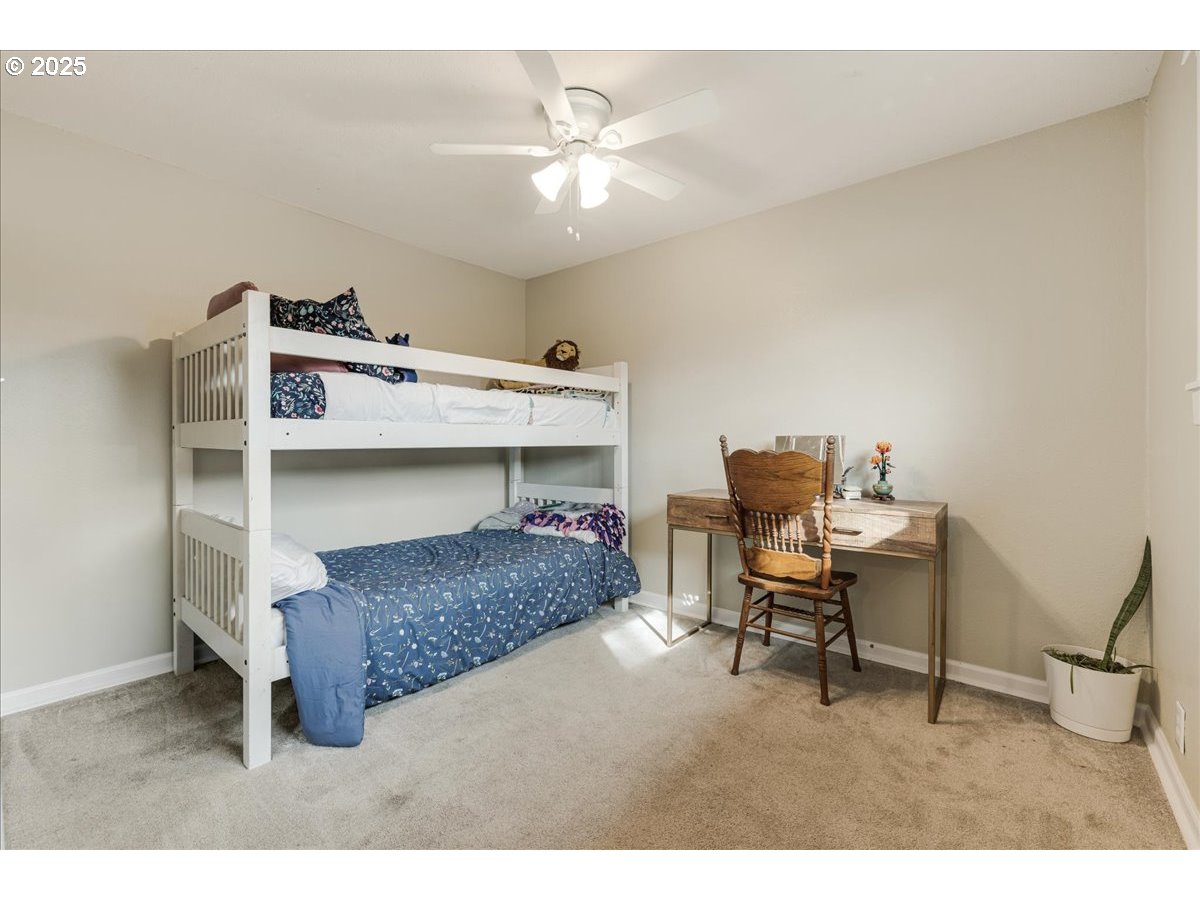 Newberg, Oregon 97132, United States, 4 Bedrooms Bedrooms, ,2 BathroomsBathrooms,Residential,Active,92529