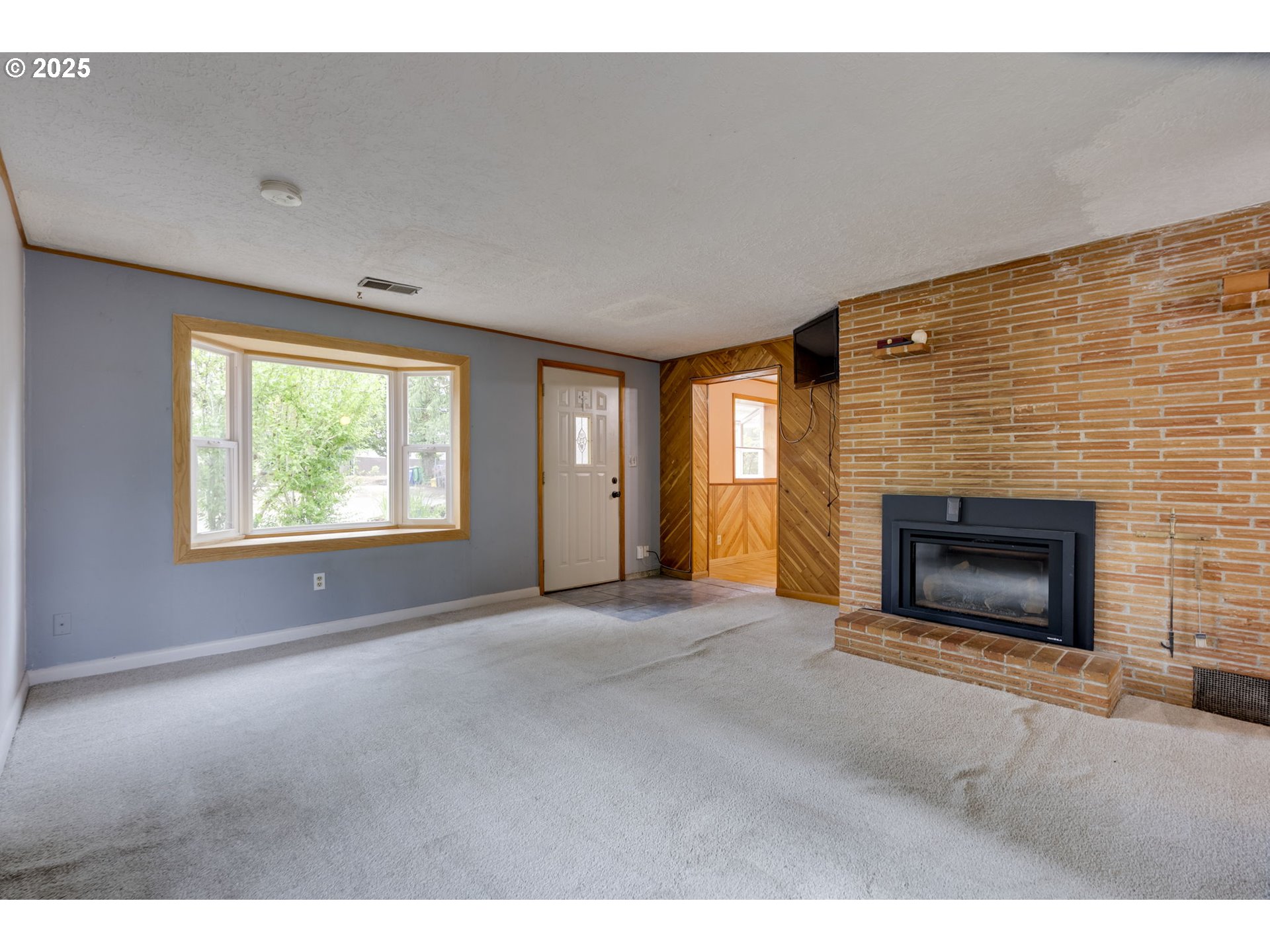 617 NE 120TH AVE