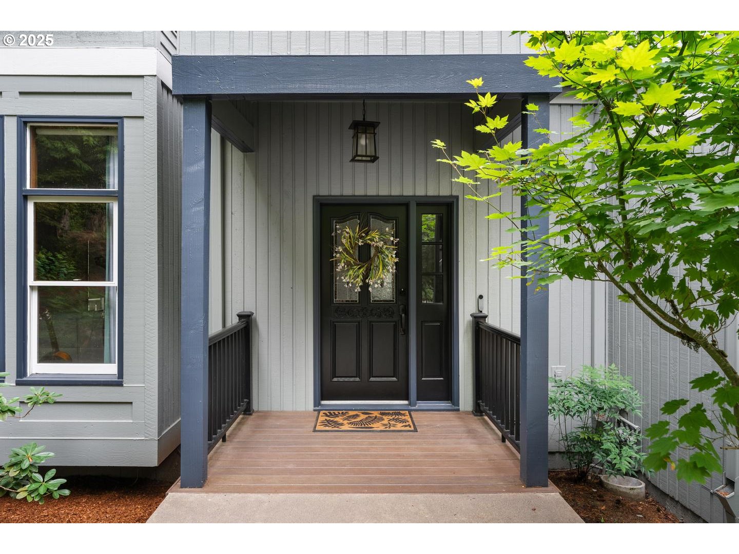 41 AQUINAS ST