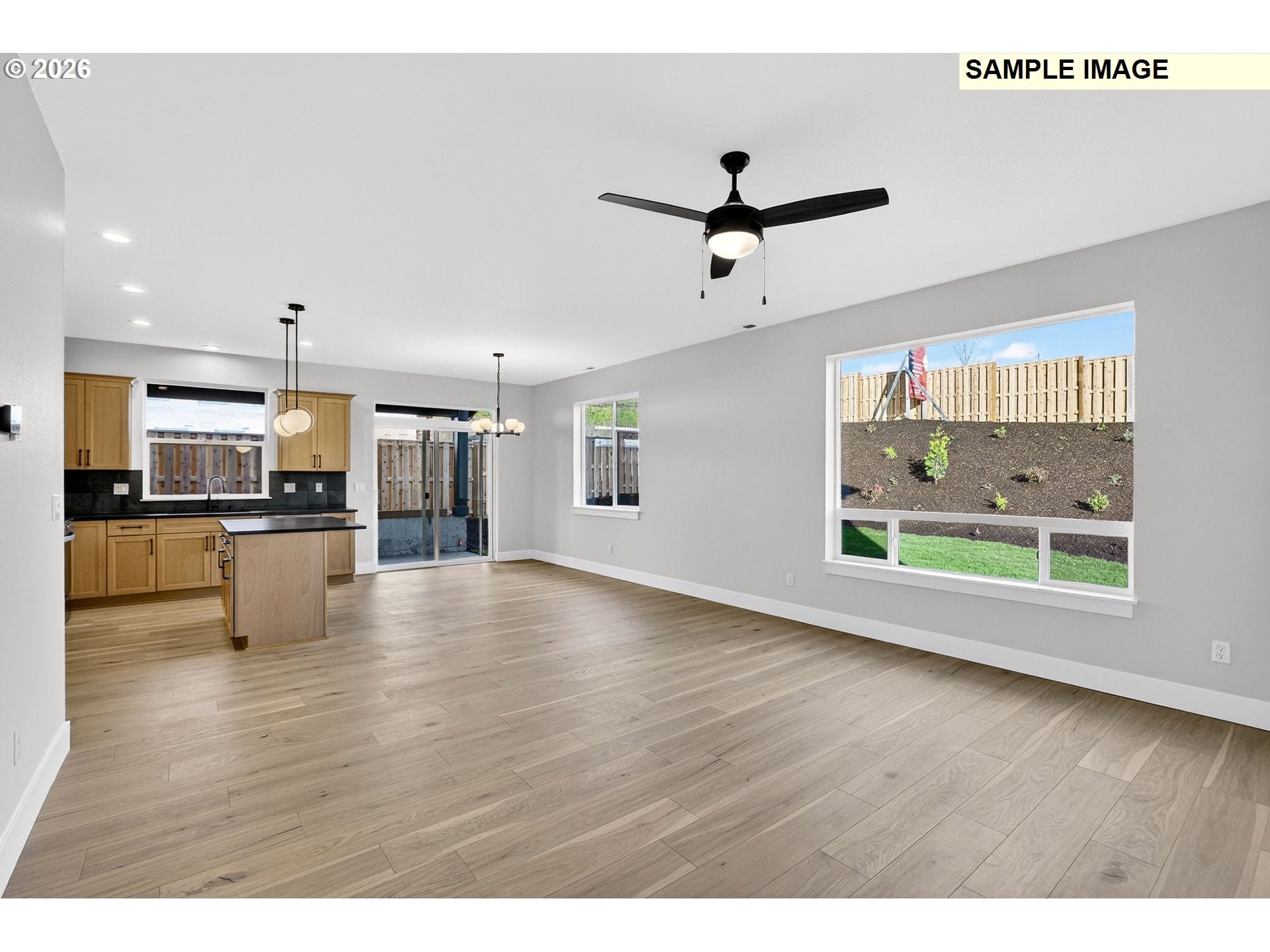 2575 NE JUSTUS AVE 22