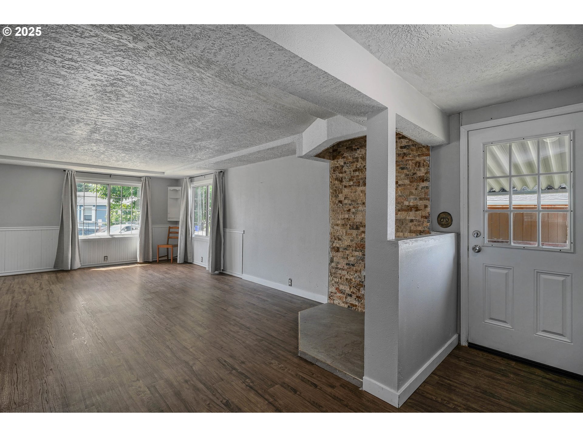 18780 CENTRAL POINT RD 18