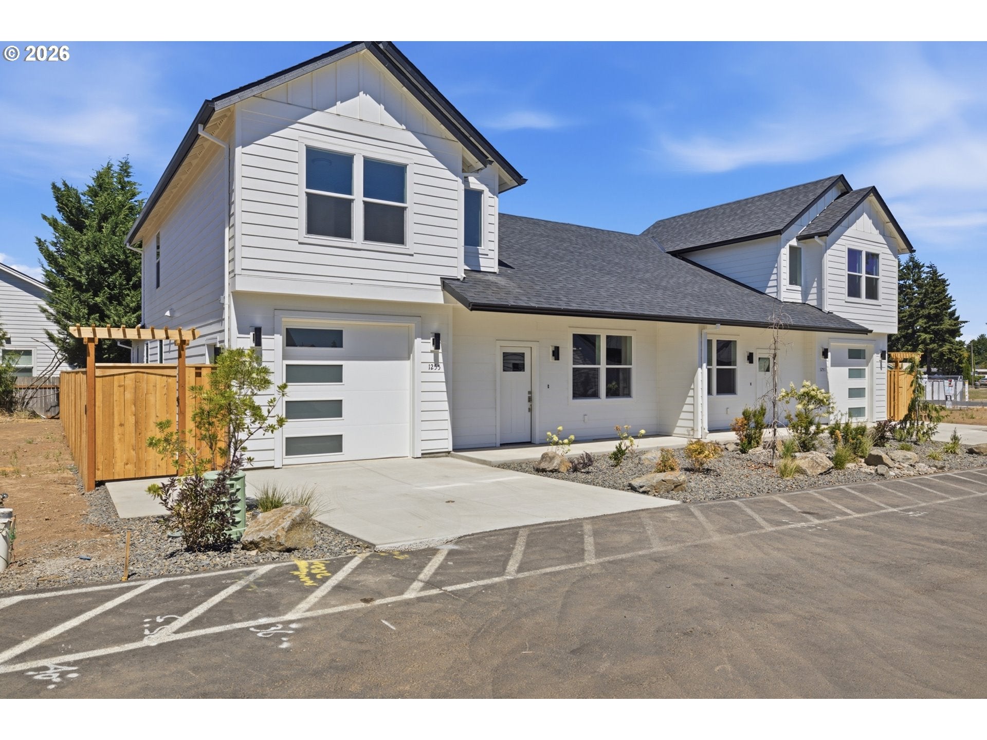 1251 brown