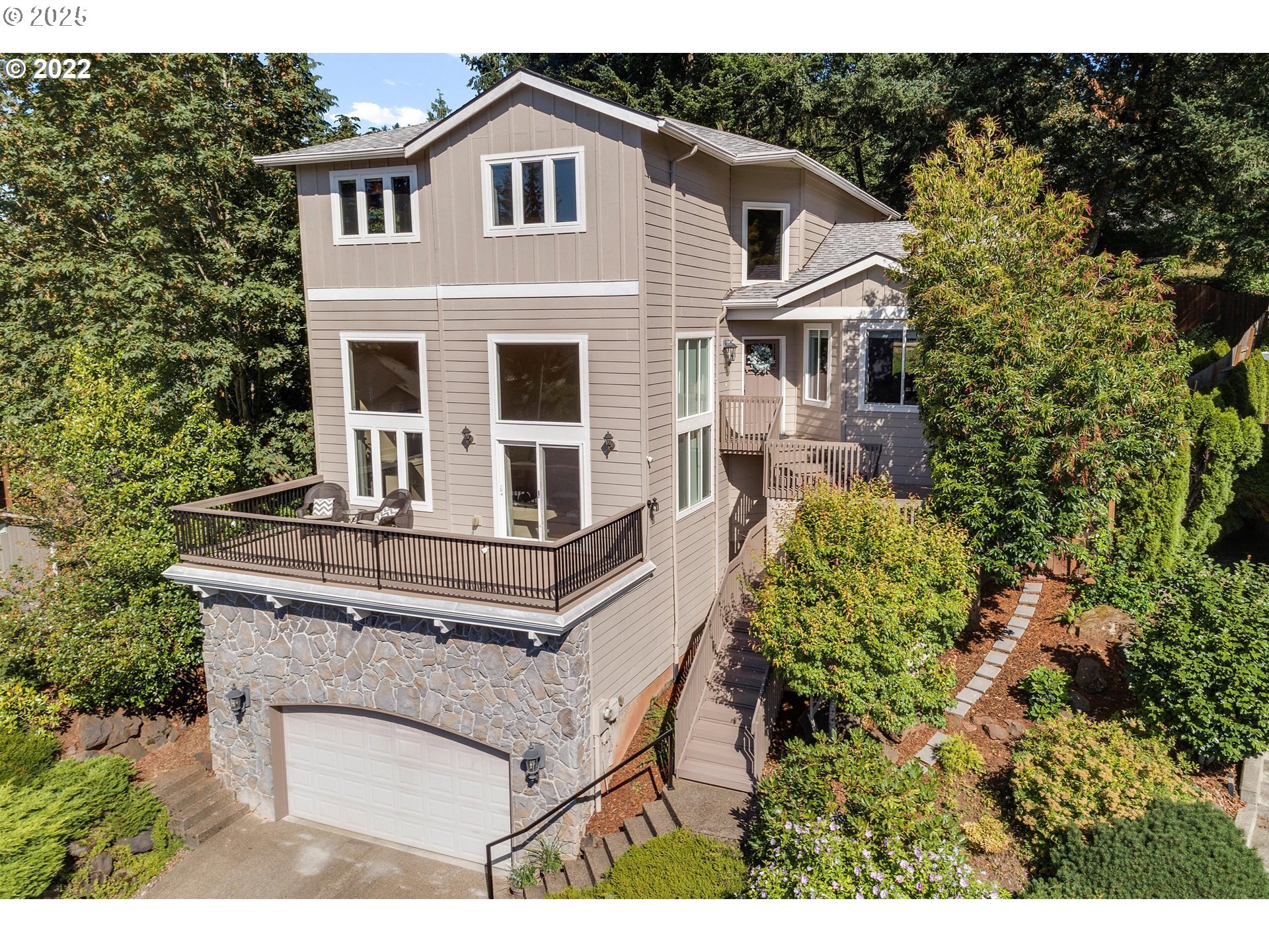 13307 SE WOODLAND CIR