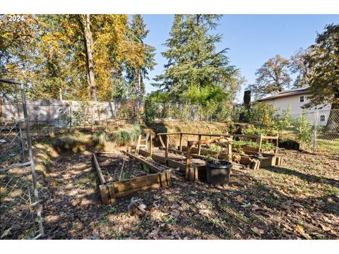 A home in Oregon City