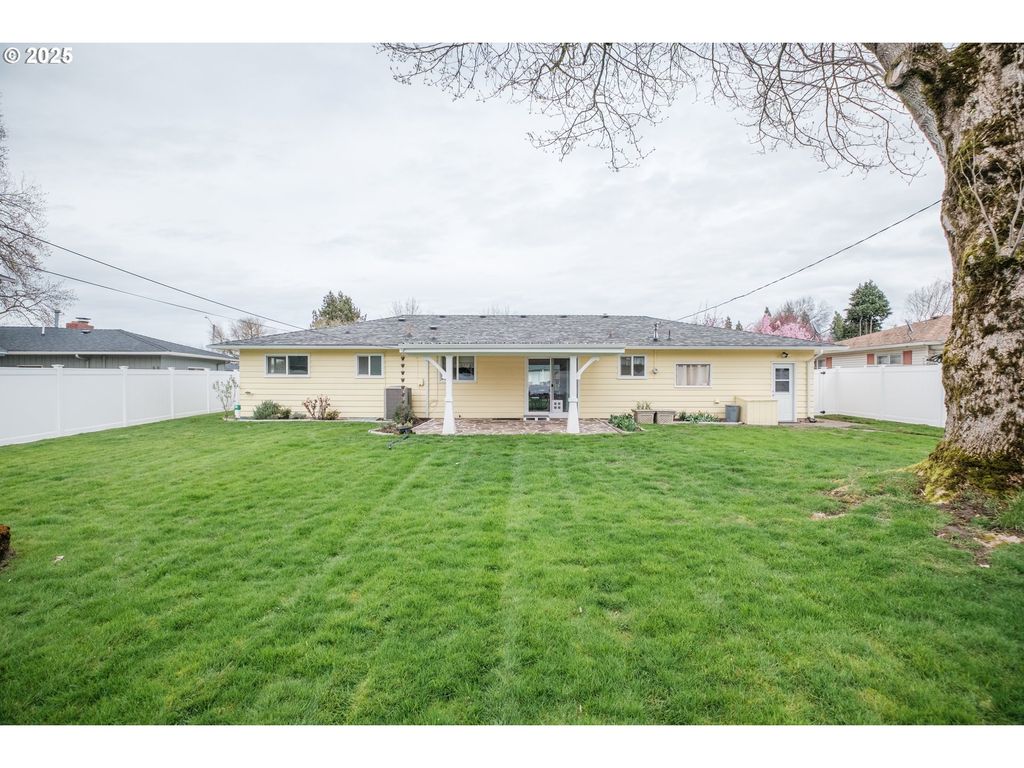 listing image 44