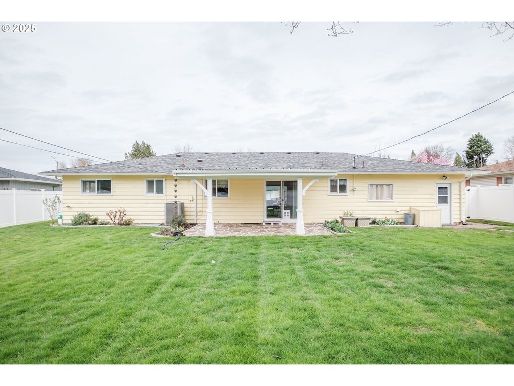 listing image 43