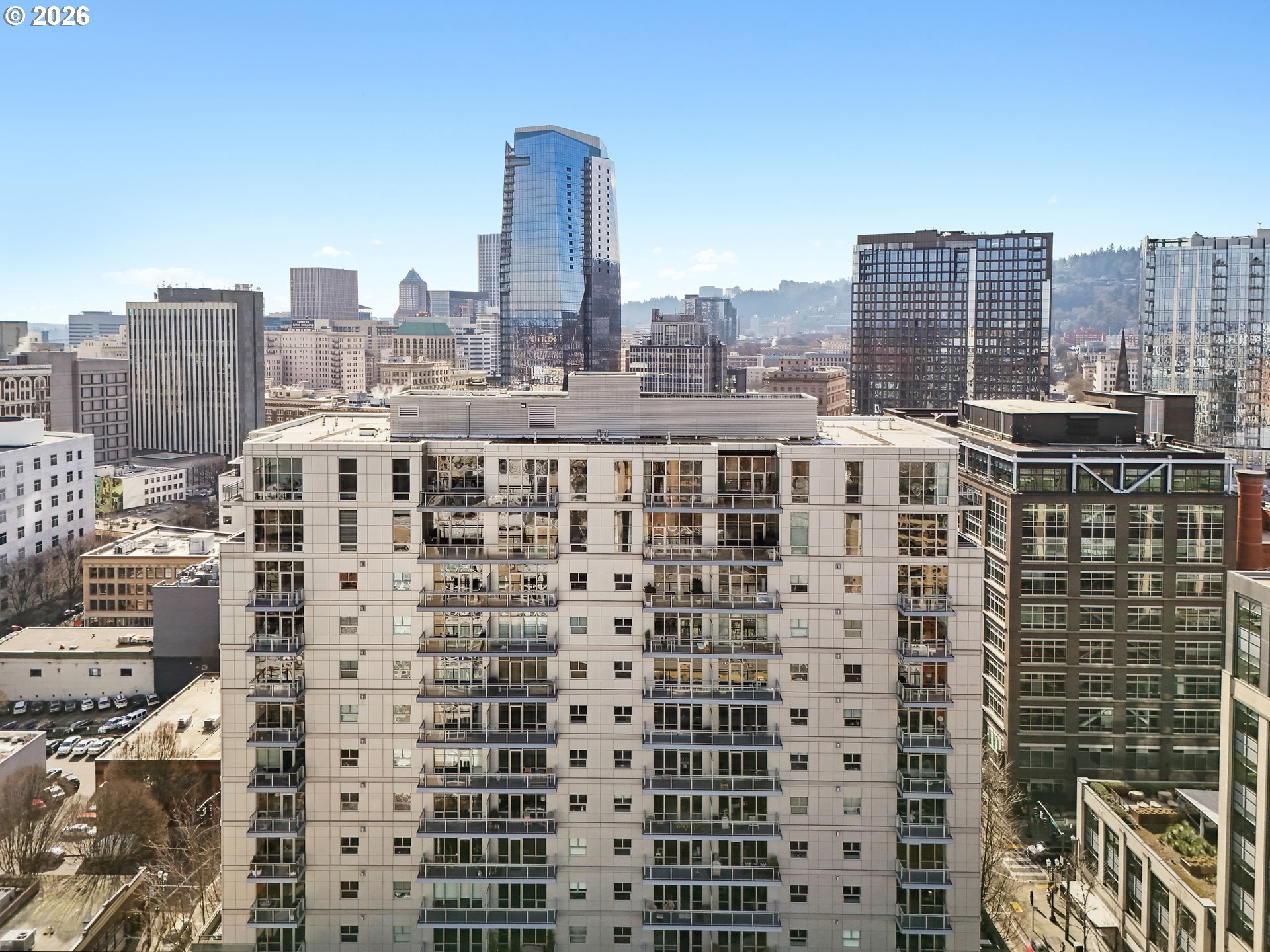 1025 NW COUCH ST 717