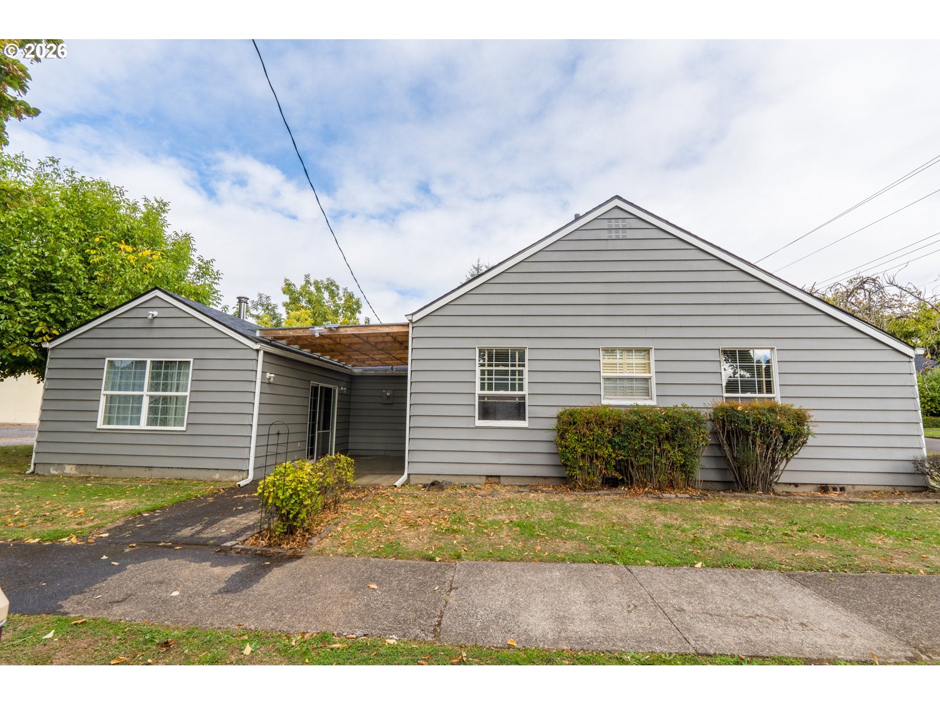 495 20TH ST SE