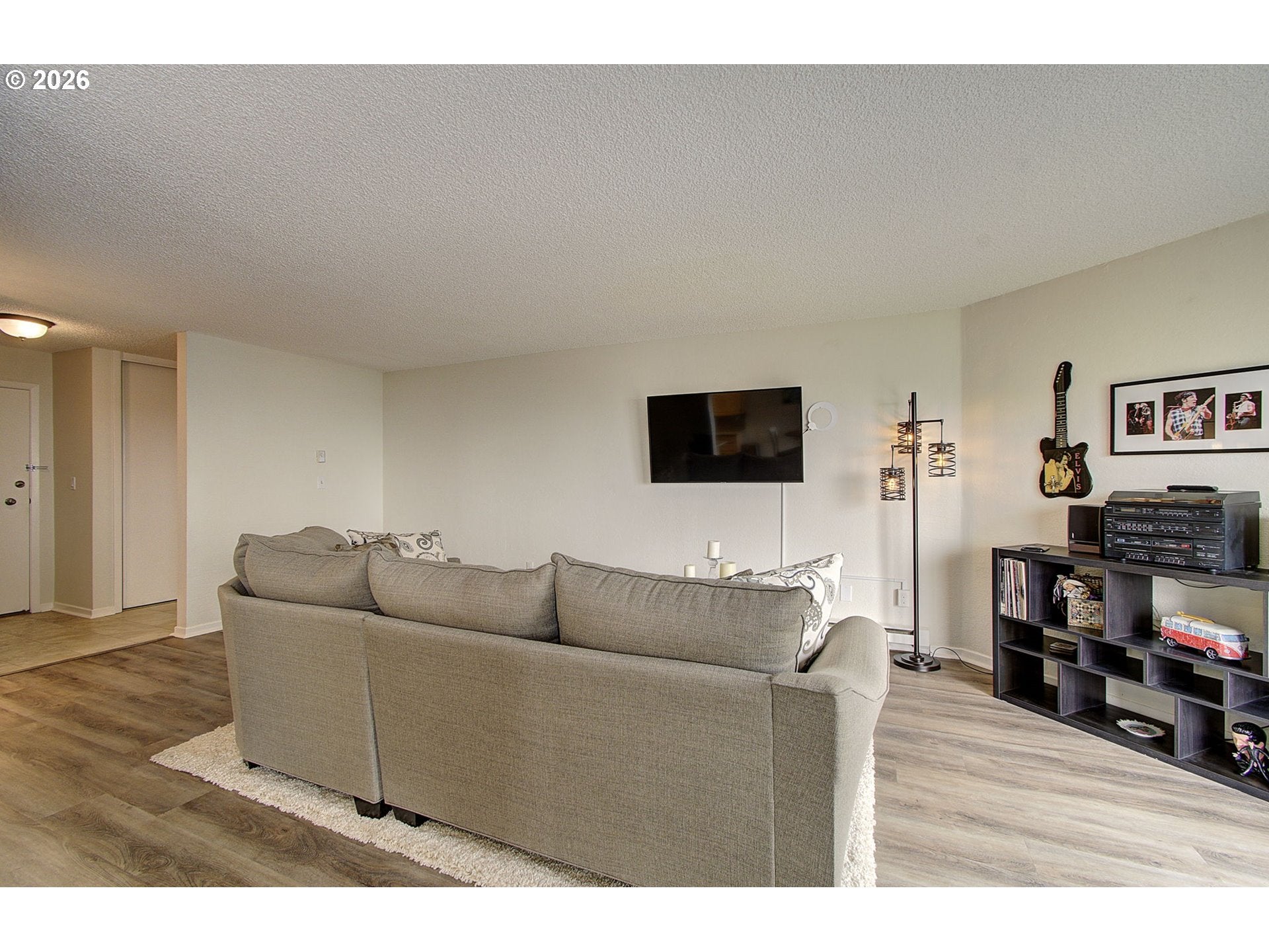 5565 E EVERGREEN BLVD 3210