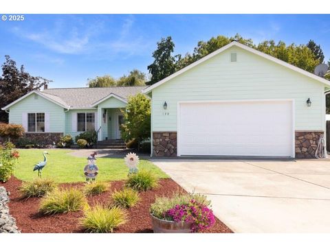 128 WATUSI CT Winston OR 97496