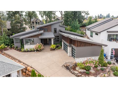 212 KURTH MEADOW AVE Salem OR 97306