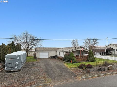 A home in Goldendale