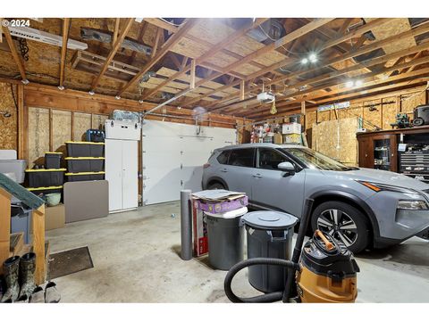 A home in Goldendale