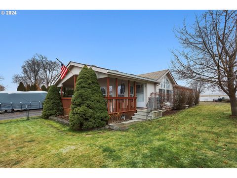 A home in Goldendale