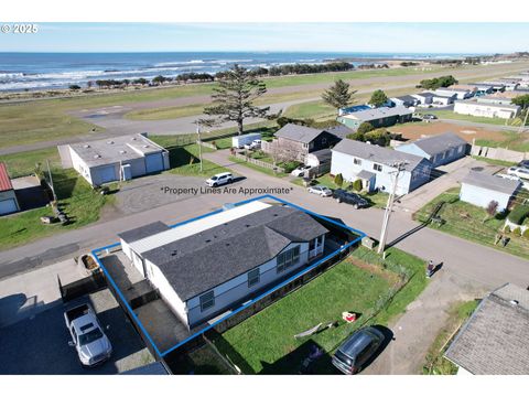 A home in Gold Beach