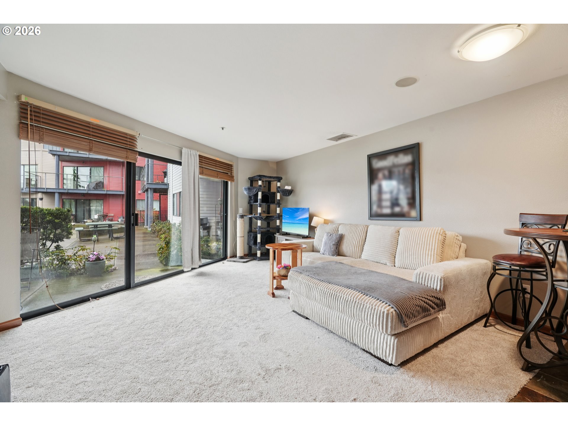 720 NW NAITO PKWY D24