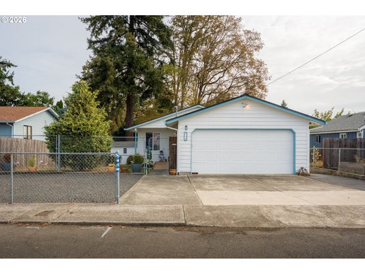 334 S 18TH ST, SAINT HELENS, OR 97051 - Image 63b83a4b21e1fbf37785da022402fc2f/2053036409