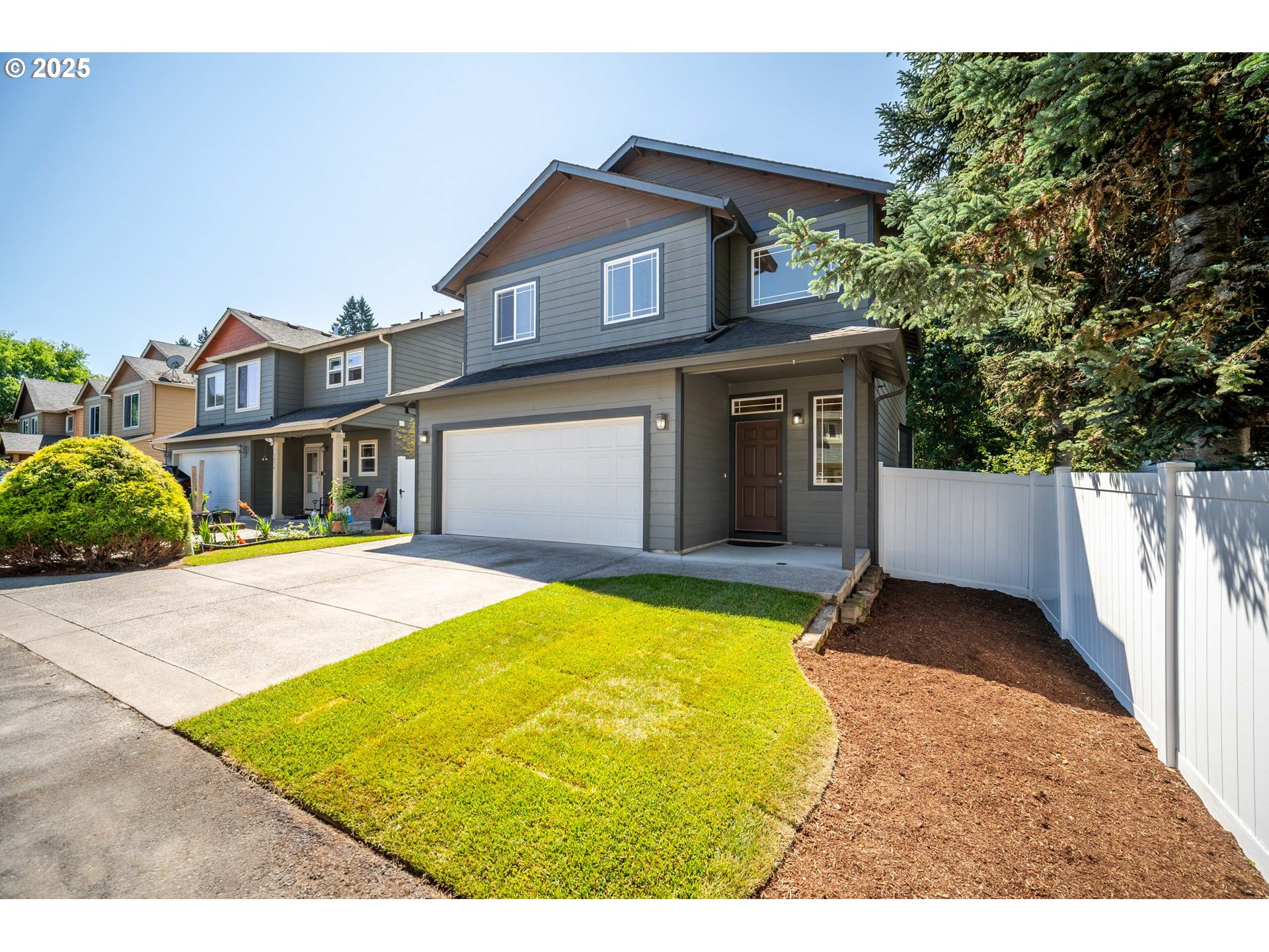 2908 NE 157TH CT