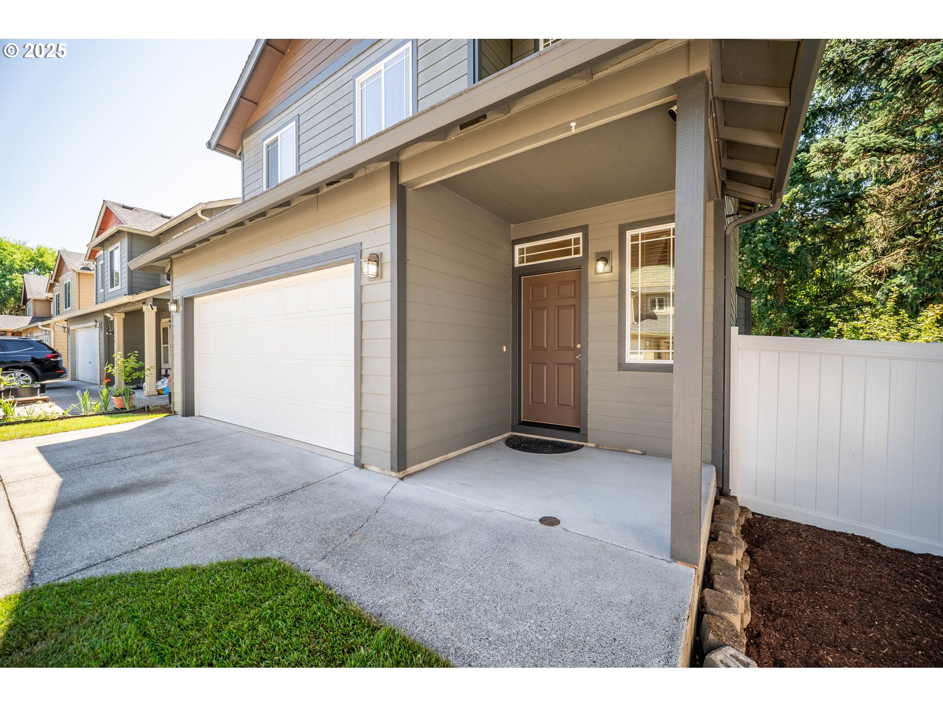2908 NE 157TH CT