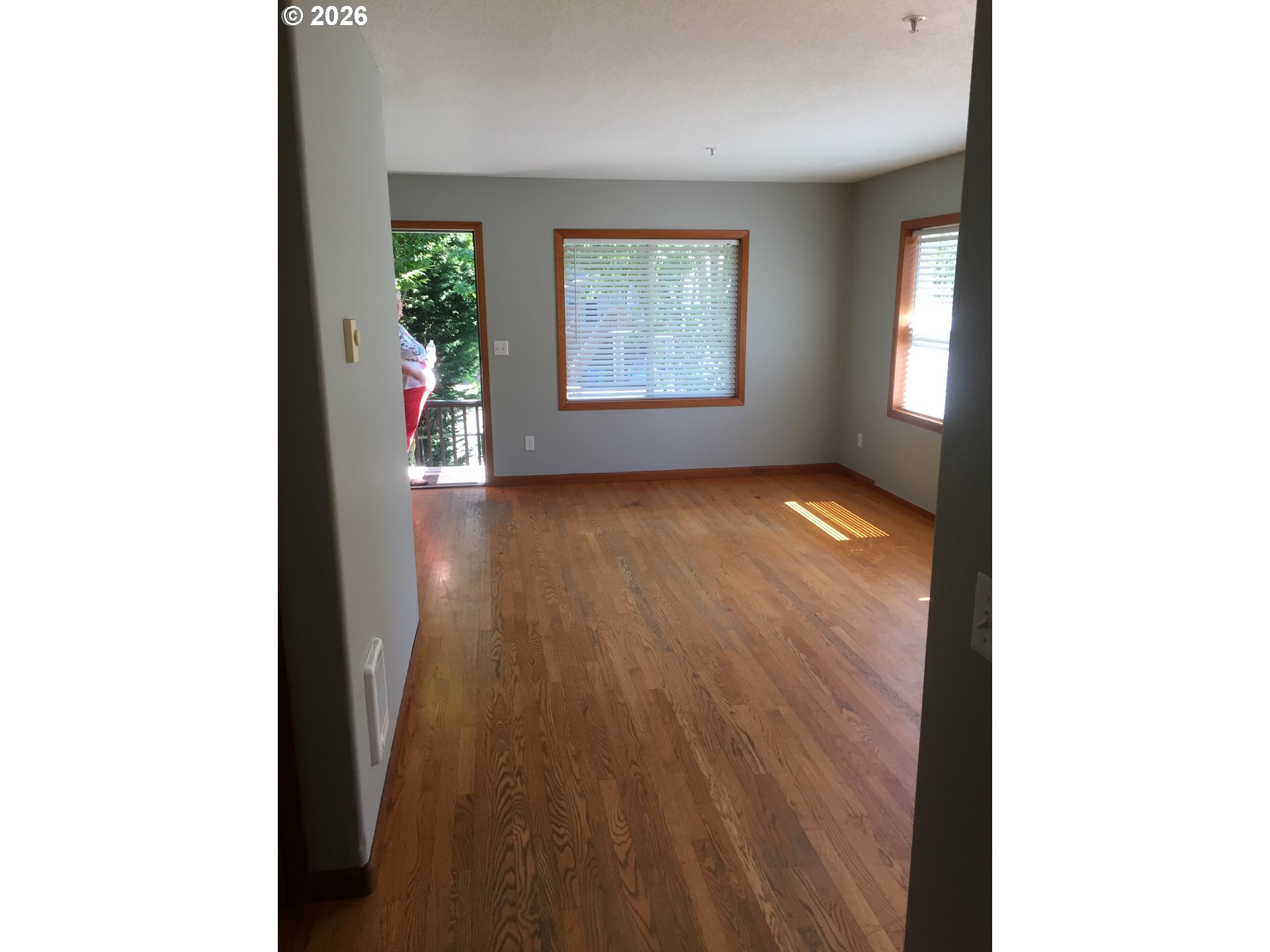 11905 11907 SE SCHILLER ST