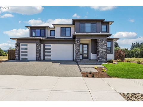 8303 NE 174TH AVE Vancouver WA 98682