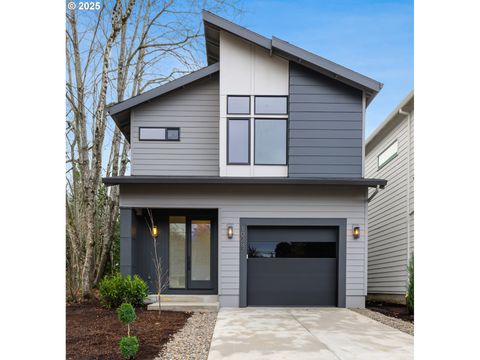 Photo of 10287 SE 36th Ave, Milwaukie, OR 97222 (MLS # 697519357)