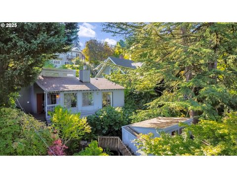 3212 NW WILSON ST Portland OR 97210