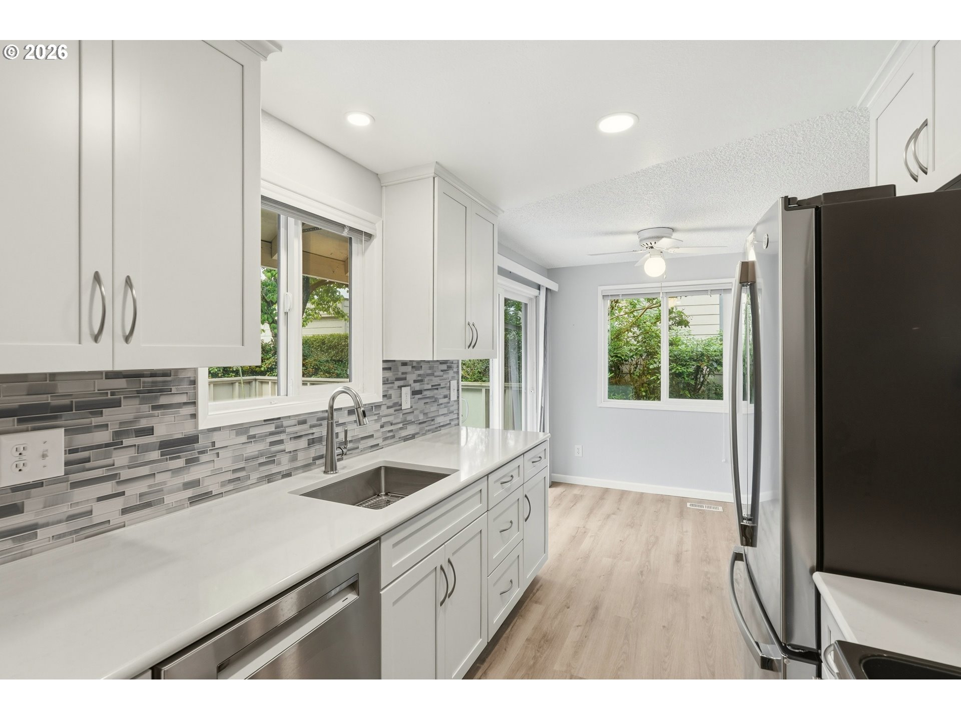 55 NE VILLAGE SQUIRE AVE 6