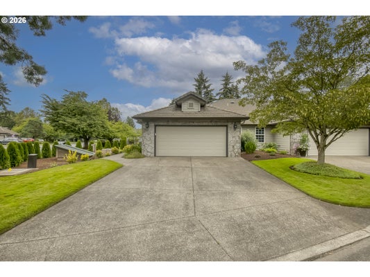 6356 CASTLE PINES CIR N, KEIZER, OR 97303 - Image 641efc2040d96cf4e2ead75ba115d706/1164790915