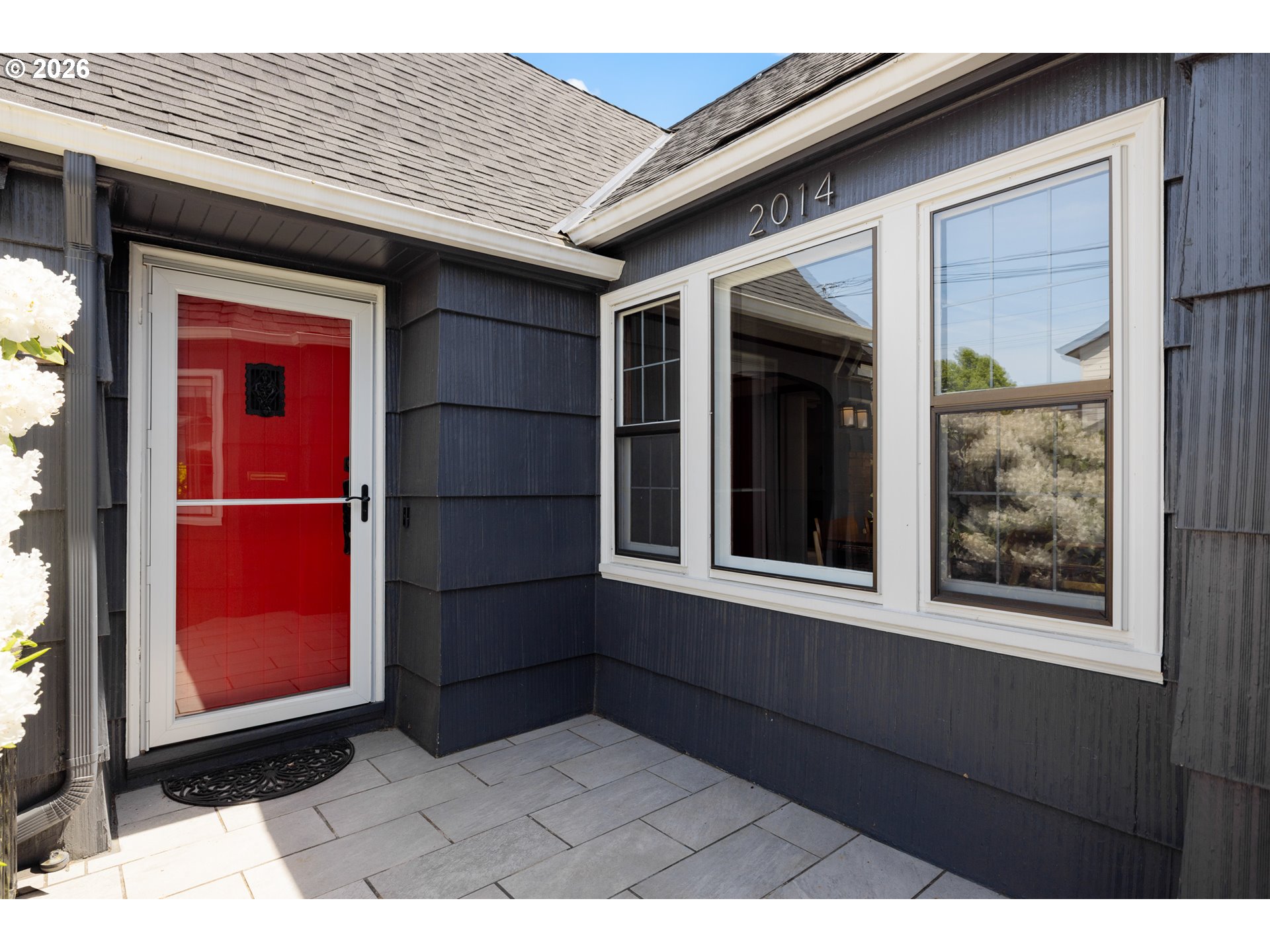 2014 NE CRANE ST