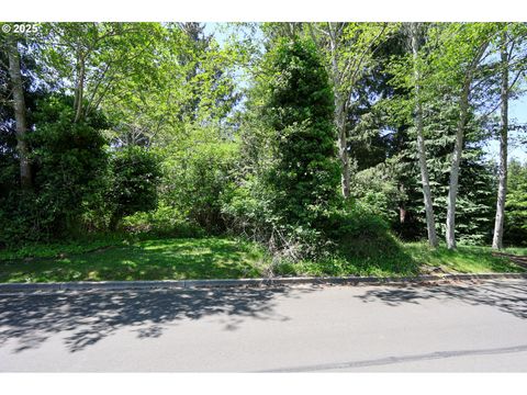 0 Seabreeze Ter. Coos Bay OR 97420
