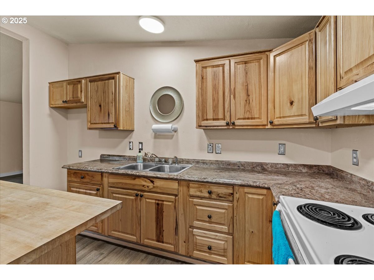 39100 NW PACIFIC HWY