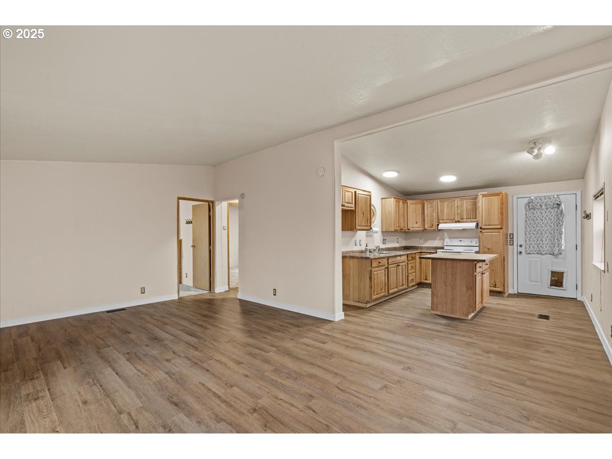 39100 NW PACIFIC HWY