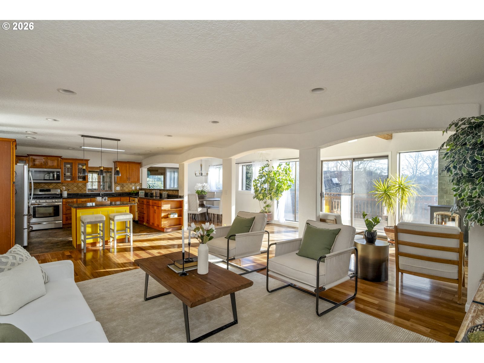 2704 ORCHARD HILL LN