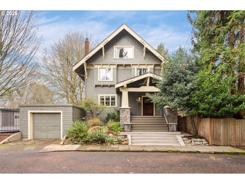 928 SE 18TH AVE Portland OR 97214