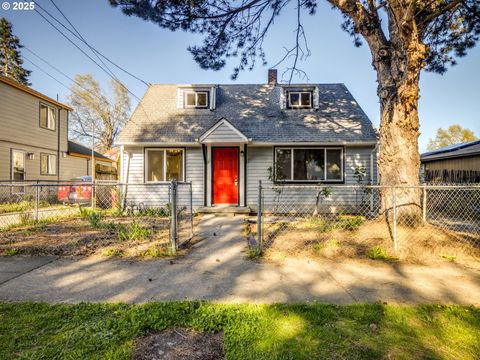 3033 SE 85TH AVE Portland OR 97266