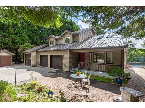 A home in Bandon