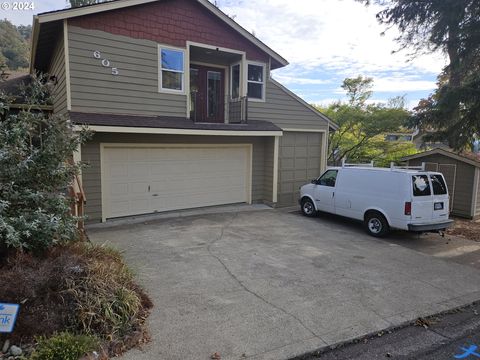 A home in Roseburg