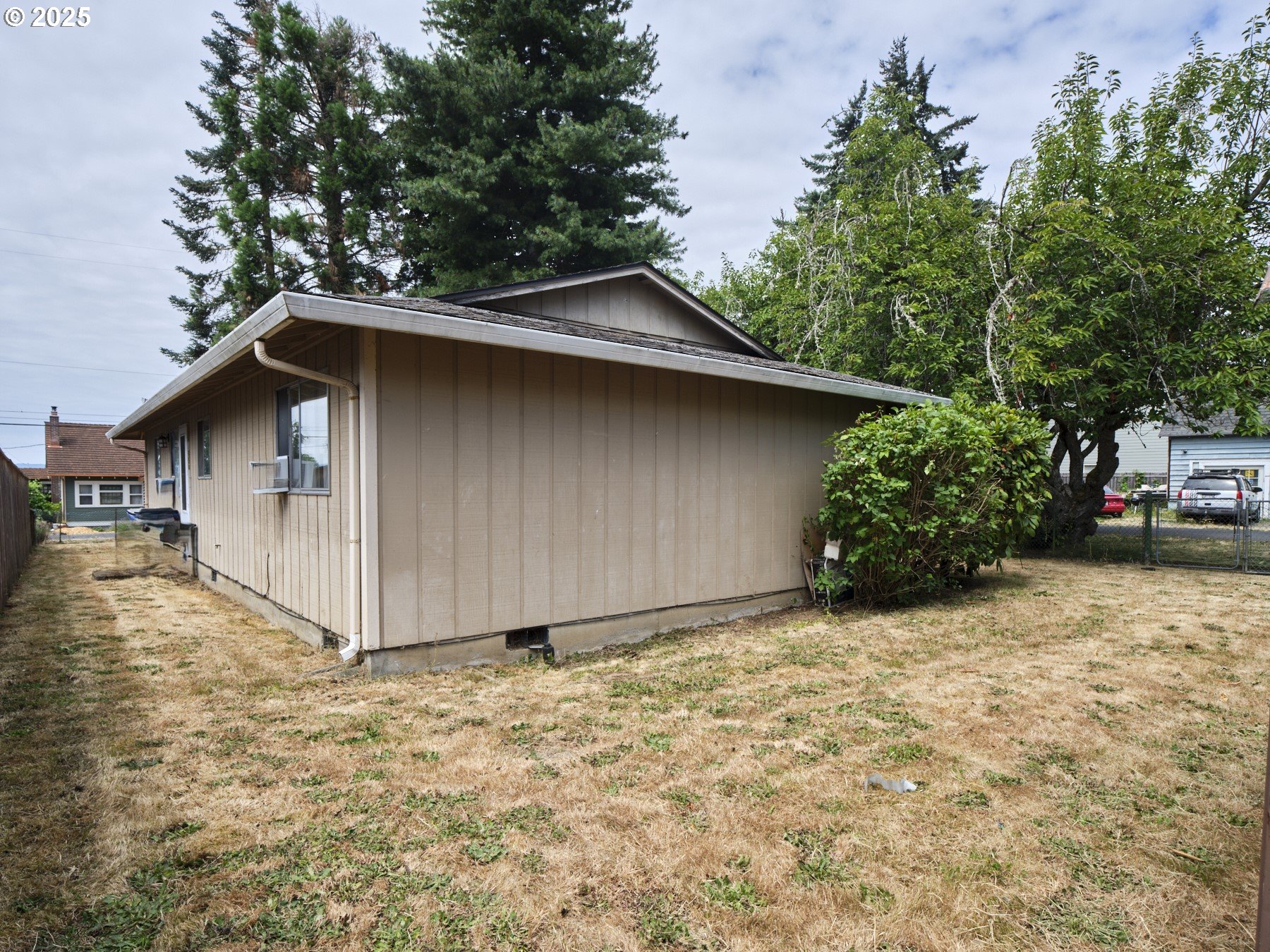 101 ASH ST