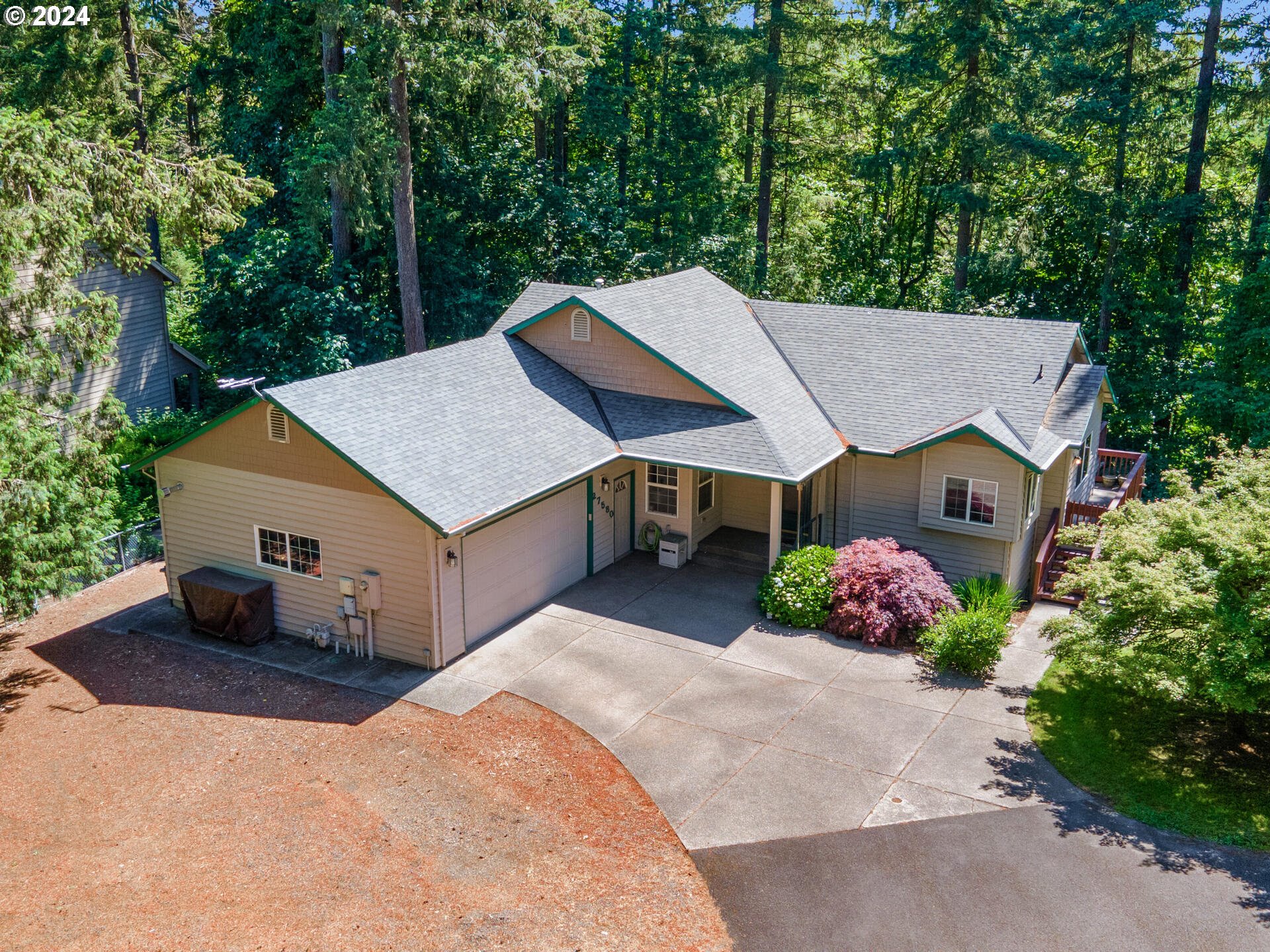 27580 SW CANYON CREEK RD